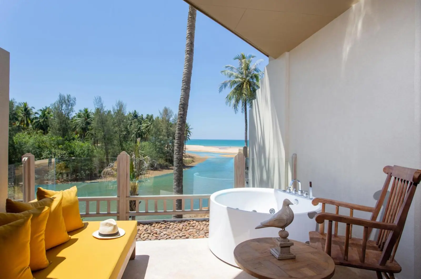 Devasom Khao Lak Beach Resort & Villas privater Balkon