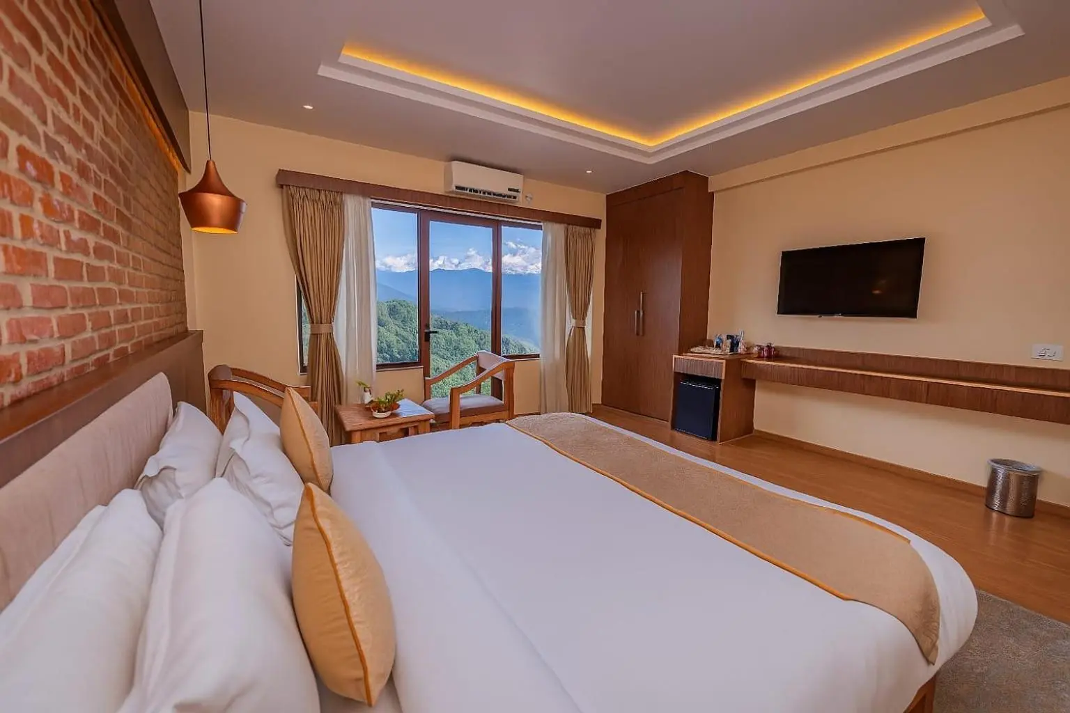 Habitación de Temple Himalaya Hotel & Spa con vista a la montaña